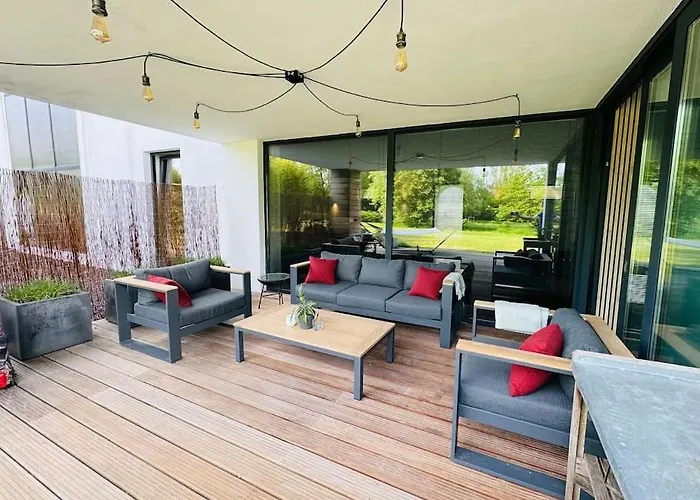 Aqua Aura Apartment *