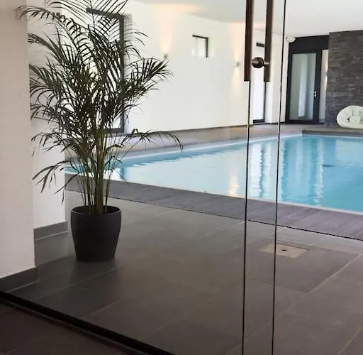 Aqua Aura Apartment *